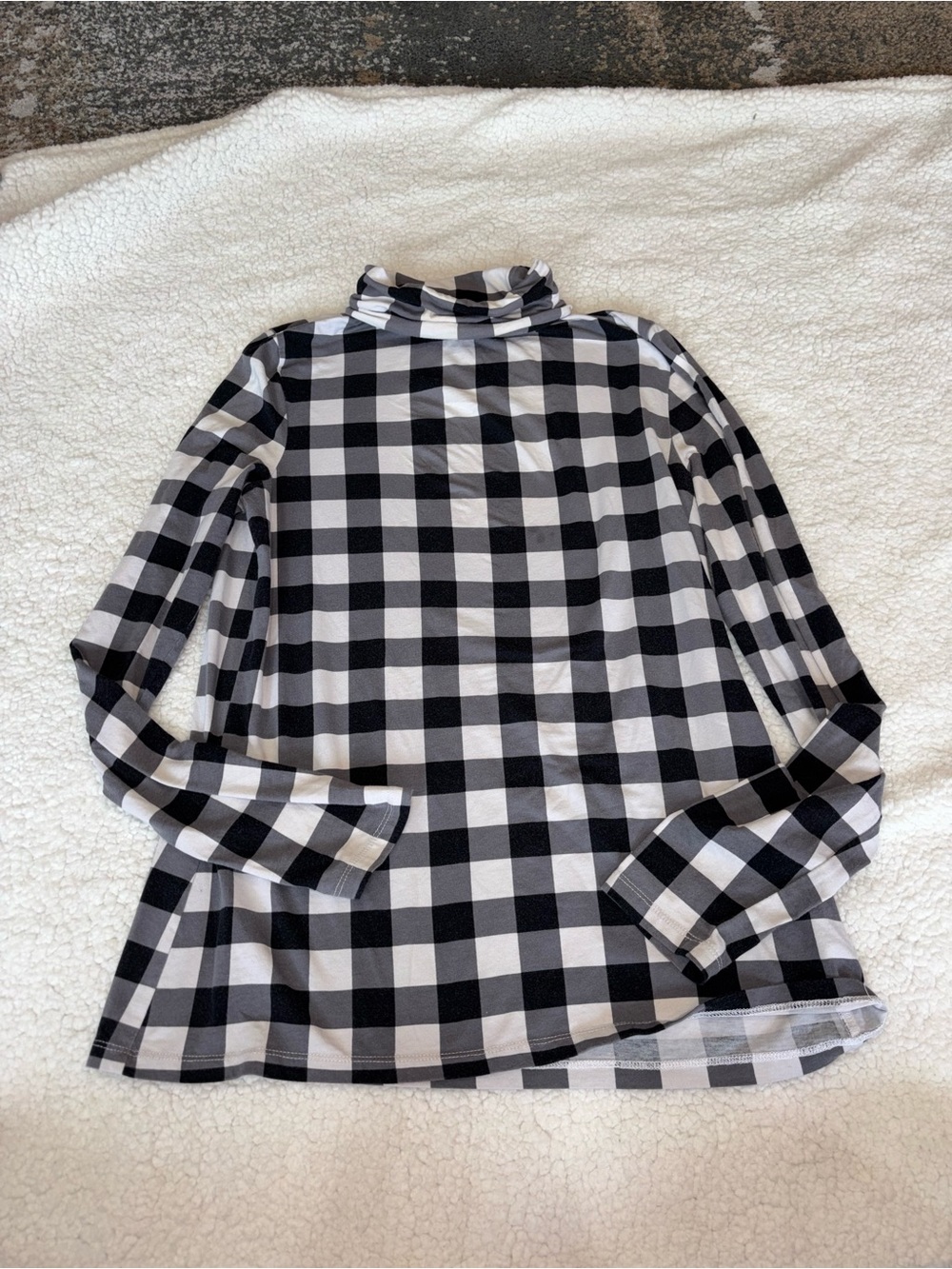 Black & White Buffalo Check Turtle Neck Top M